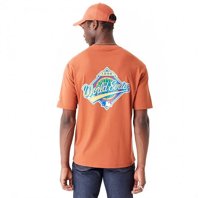 Camiseta New Era Naranja Hombre Camiseta New Era Naranja Hombre