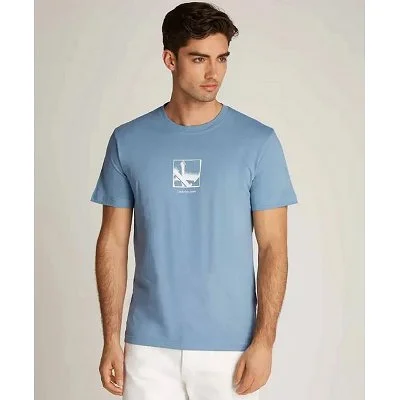 Camiseta Calvin Klein...