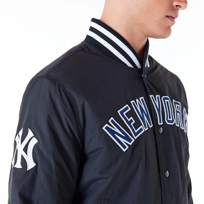 Chaqueta New Era Hombre Negra