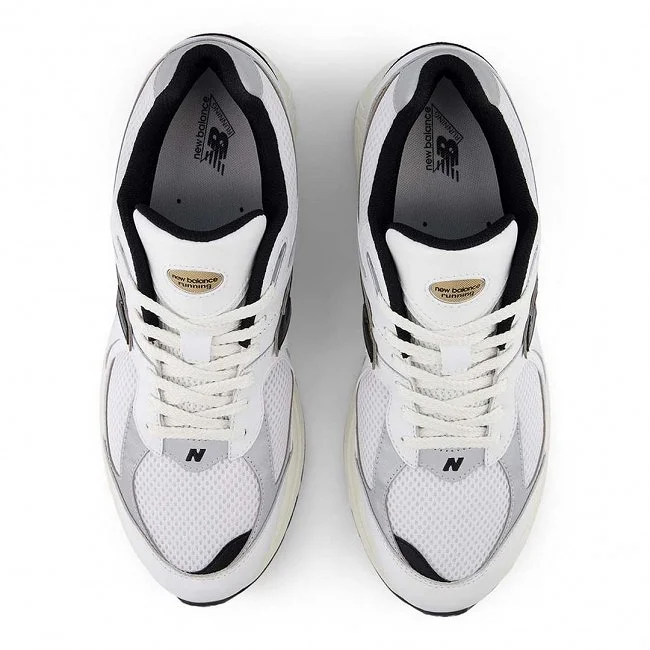 Zapatillas New Balance M2002R Blancas... Zapatillas New Balance M2002R Blancas...