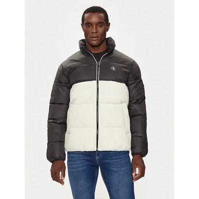 Chaqueta Calvin Klein Negra...