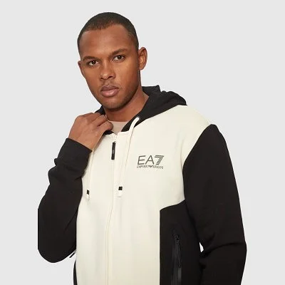 Sudadera Armani EA7 Negra y...