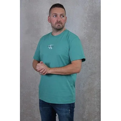 Camiseta Calvin Klein... 2
