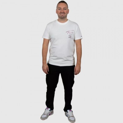 Camiseta Tommy Hilfiger... 2