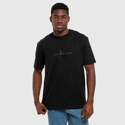 Camiseta Calvin Klein Negra...