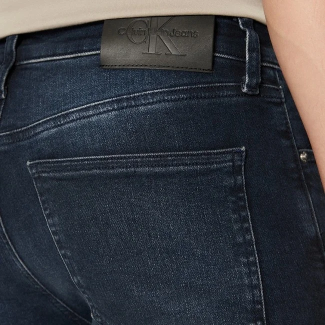 Pantalón Vaquero Calvin Klein Negro... Pantalón Vaquero Calvin Klein Negro...