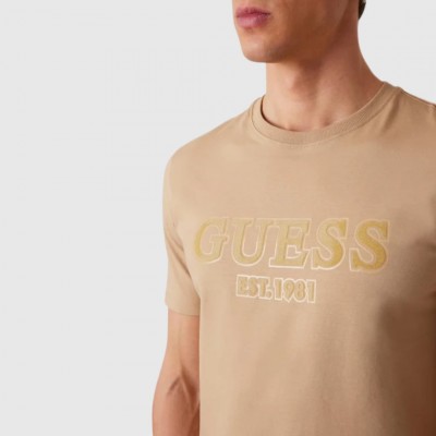 Camiseta Guess Marrón... 2