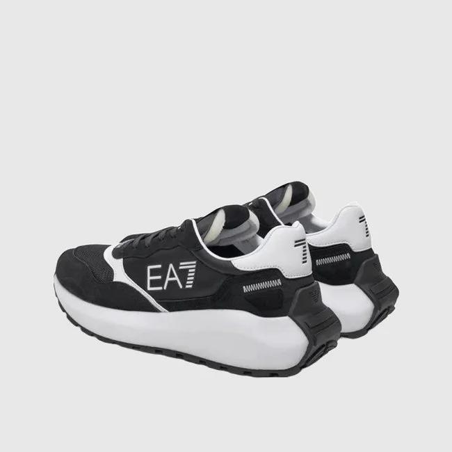 Zapatillas Armani Negras y Blancas...