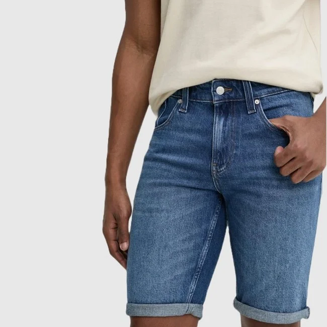 Pantalón corto vaquero Calvin Klein...