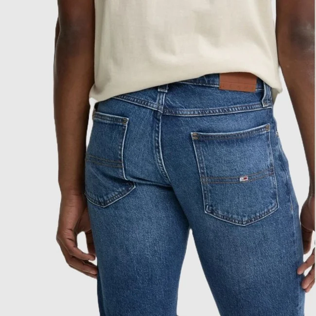 Pantalón corto vaquero Calvin Klein...