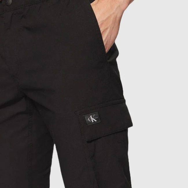 Pantalón cargo Calvin Klein Negro Hombre