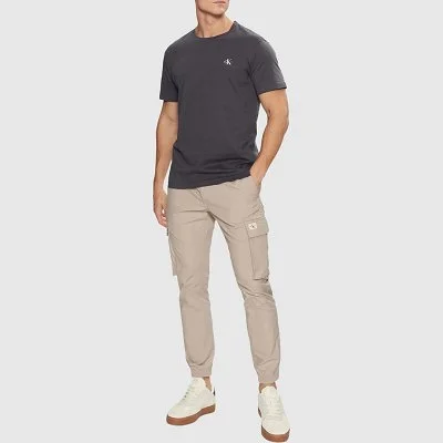 Pantalón cargo Calvin Klein... 2
