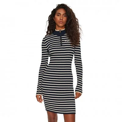 Vestido Tommy Hilfiger...