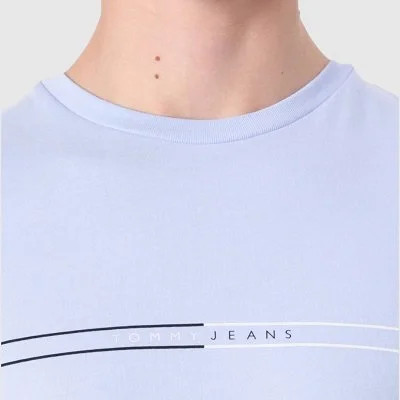 Camiseta Tommy Hilfiger... 2