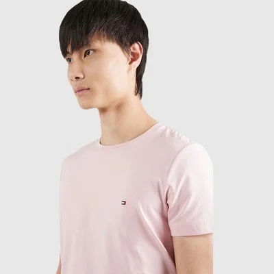 Camiseta Tommy Hilfiger... 2