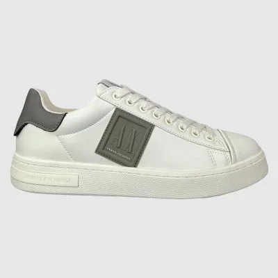 Zapatillas Armani Exchange...