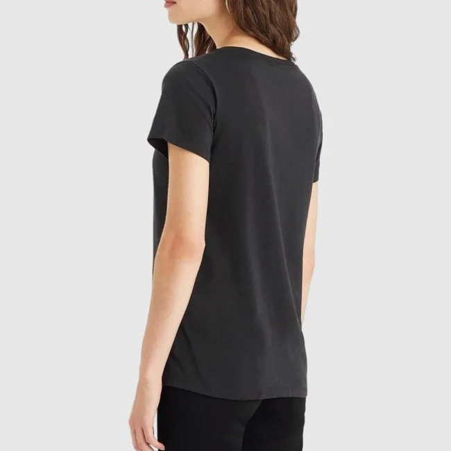 Camiseta Levi's Negra Mujer