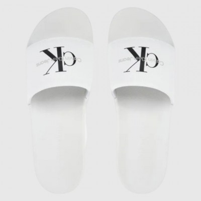 Chanclas Calvin Klein... 2