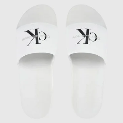 Chanclas Calvin Klein... 2