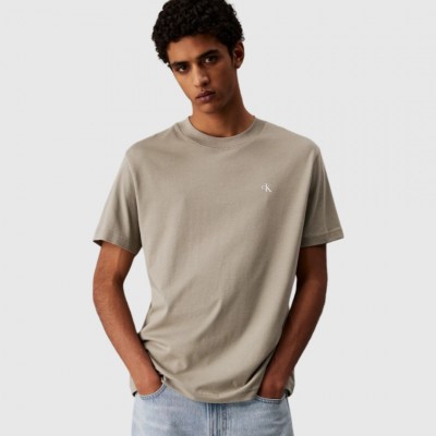Camiseta Calvin Klein...