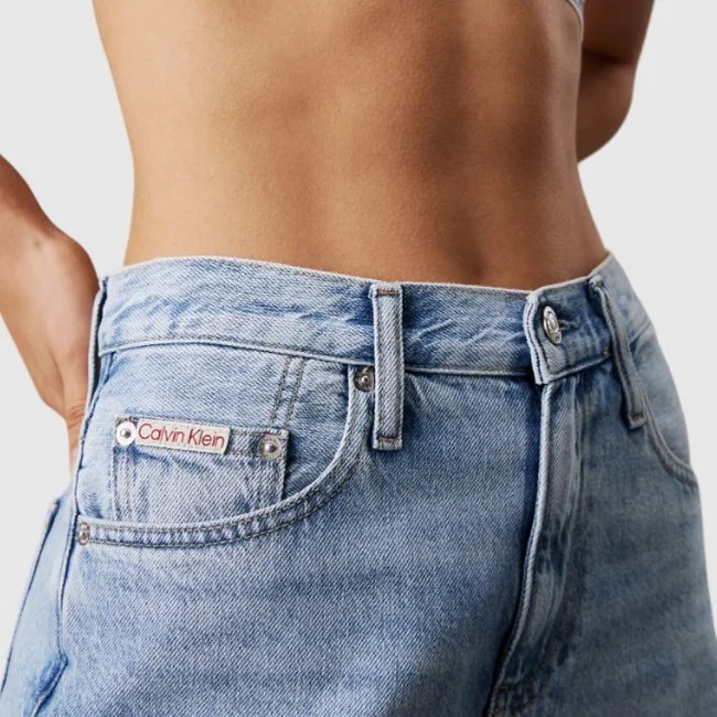 Pantalón Corto Vaquero Calvin Klein...