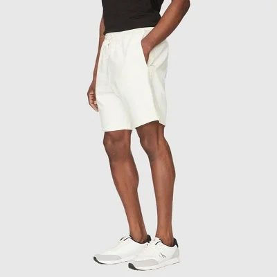 Pantalón Corto Calvin Klein...