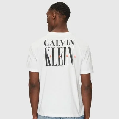 Camiseta Calvin Klein... 2