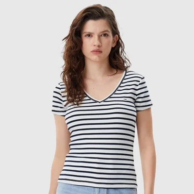 Camiseta Tommy Hilfiger...