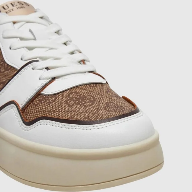 Zapatillas Guess Blancas y Marrones...