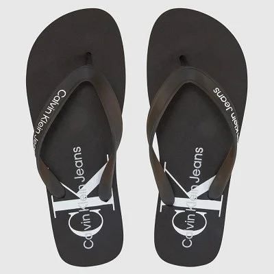 Chanclas Calvin Klein...