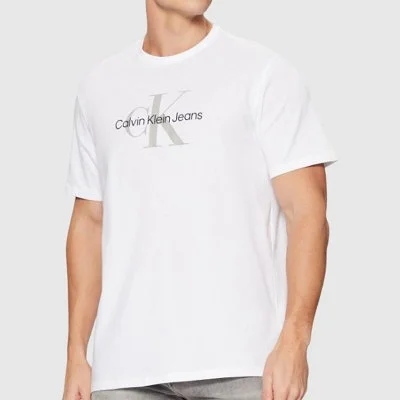 Camiseta Calvin Klein...