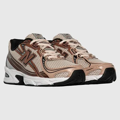 Zapatillas New Balance U740... 2