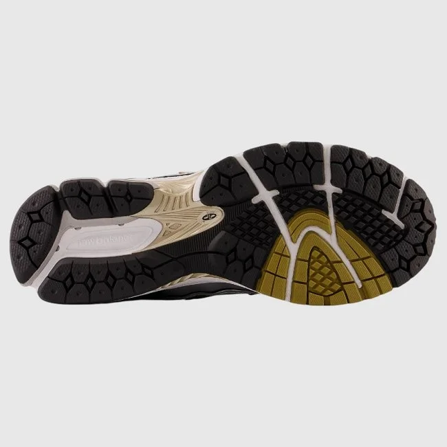 Zapatillas New Balance M1906R Blancas...