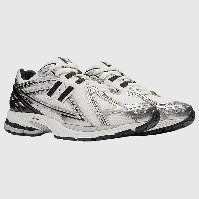 Zapatillas New Balance M1906R Blancas...