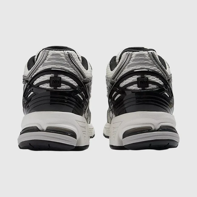 Zapatillas New Balance M1906R Blancas...