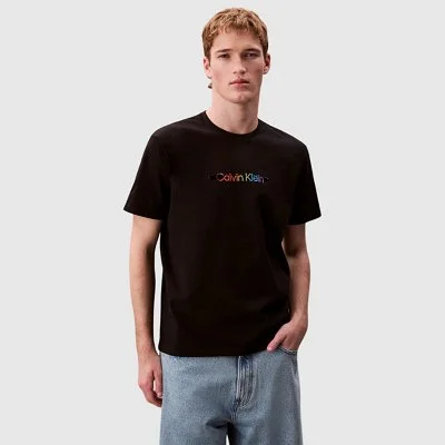 Camiseta Calvin Klein Negra...