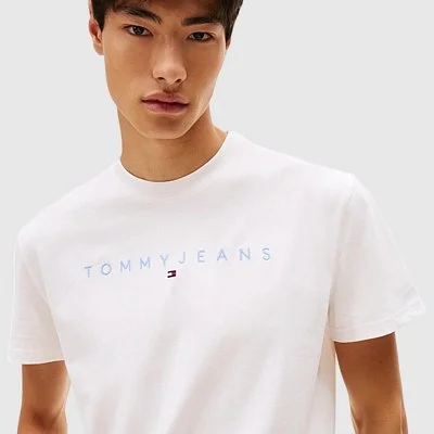 Camiseta Tommy Hilfiger... 2