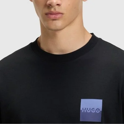 Camiseta Hugo Negra Hombre 2