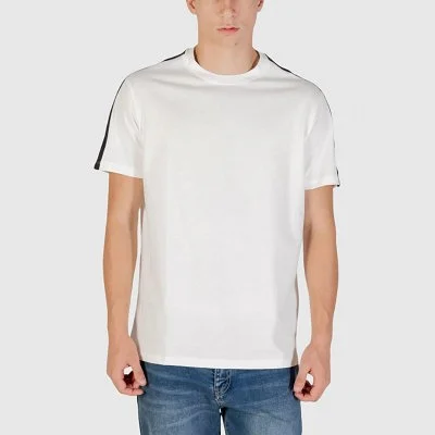 Camiseta Armani Exchange...