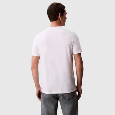 Camiseta Calvin Klein... 2
