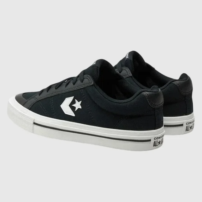 Zapatillas Converse Negras y Blancas