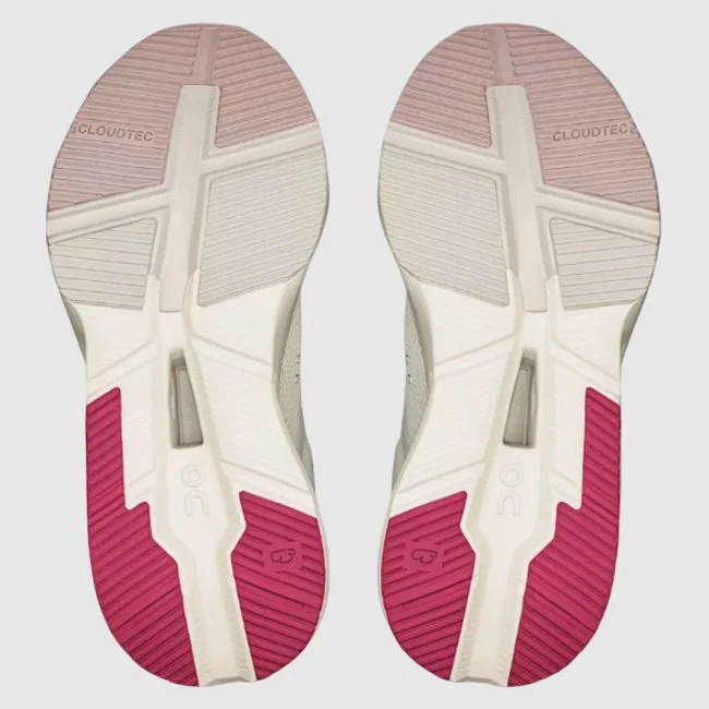 Zapatillas ON CLOUDNOVA X Beige y...