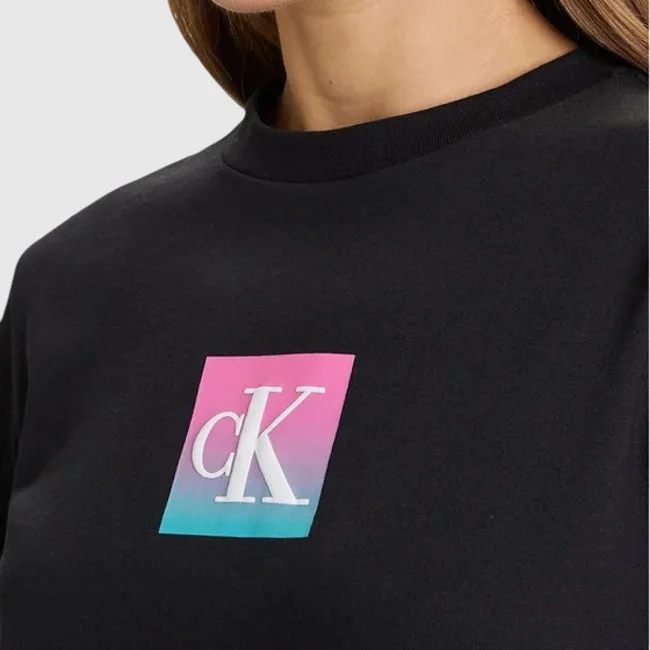 Camiseta Calvin Klein Negra Mujer