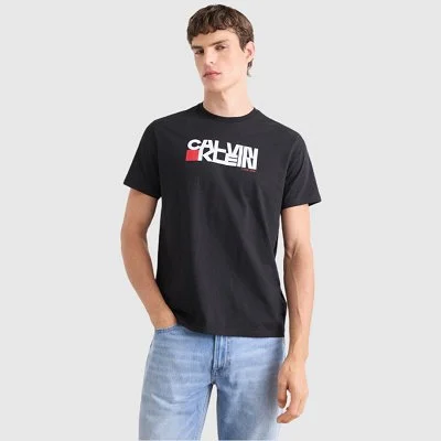 Camiseta Calvin Klein Negra...