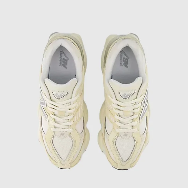 Zapatillas New Balance 9060 Beiges... Zapatillas New Balance 9060 Beiges...