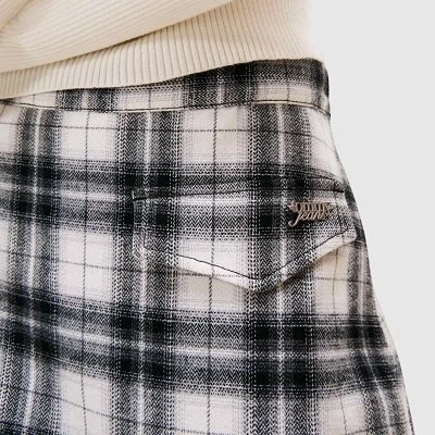 Falda Tommy Hilfiger... 2