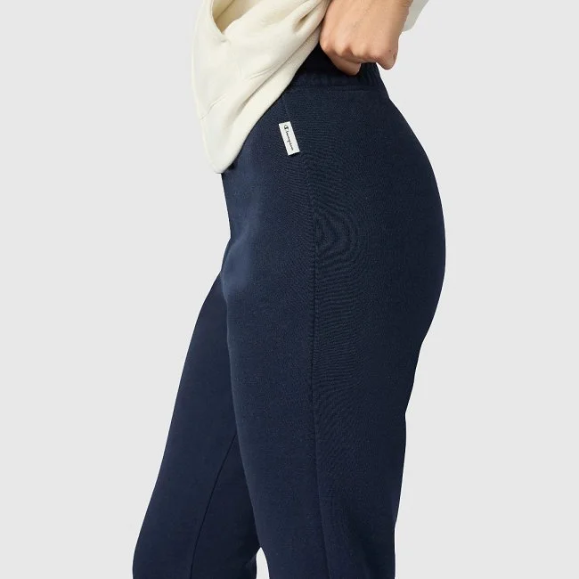 Chándal Champion Beige y Azul Marino...