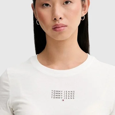 Camiseta Tommy Hilfiger... 2