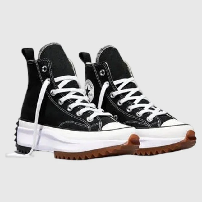 Zapatillas Converse Negras y Blancas