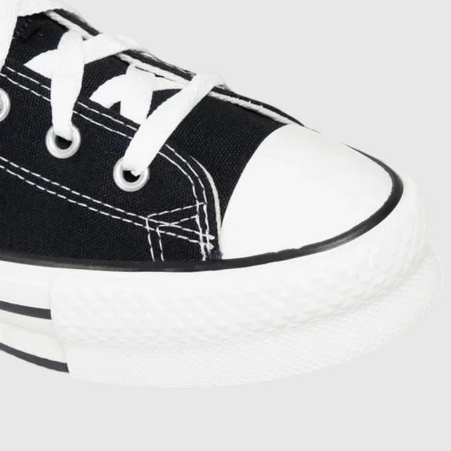 Zapatillas Converse Negras y Blancas